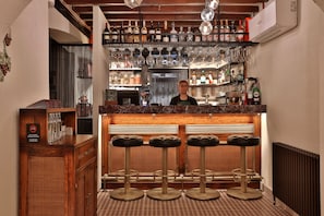 Bar (en el alojamiento)