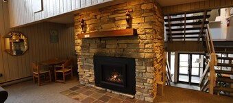 Spend Feb Vacation at Inns of Waterville Valley! (309)