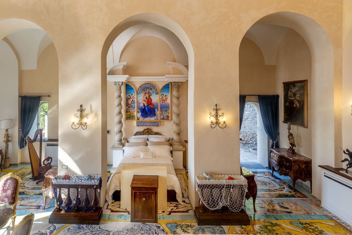 Presidential Room, Sea View | Premium bedding, down comforters, memory foam beds, minibar