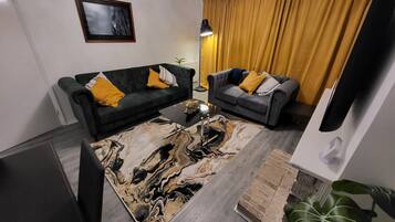 Apartment | Living area