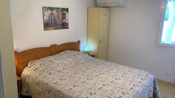 3 quartos, ferros/tábuas de passar roupa, berço de viagem, Wi-Fi