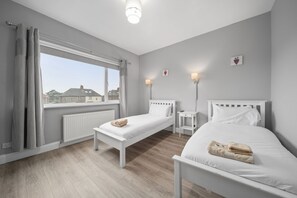 Camera Basic con 2 letti singoli, bagno condiviso | 1 camera, Wi-Fi gratuito