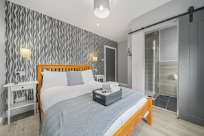 Double Room, Ensuite | Free WiFi - Queensferry guest house (Dunfermline)