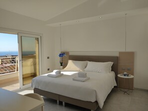 1 bedroom, premium bedding, down comforters, in-room safe - Bizantini Tropea (Tropea)