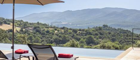 Una piscina riscaldata