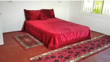 2 bedrooms, desk, free WiFi