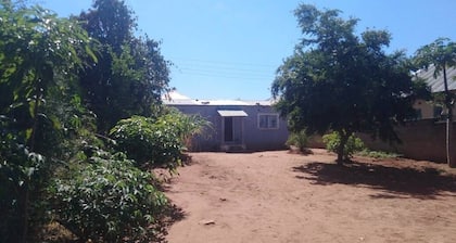 Home Stay Victoria falls Livingston Zambia, Volunteers of love 💕 and Tours 🇿🇲