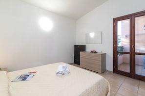 2 kamar tidur, Wi-Fi gratis, dan seprai linen