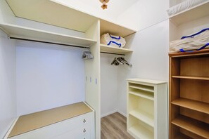 Appartement Familial, plusieurs chambres, réfrigérateur et four à micro-ondes (Domus Raffaella) | Intérieur