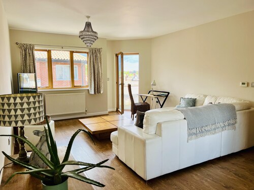 Cozy City Escape in Norwich