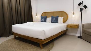 Vila Eksklusif, 2 kamar tidur, kolam renang pribadi | 2 kamar tidur, brankas, dan didekorasi berbeda-beda