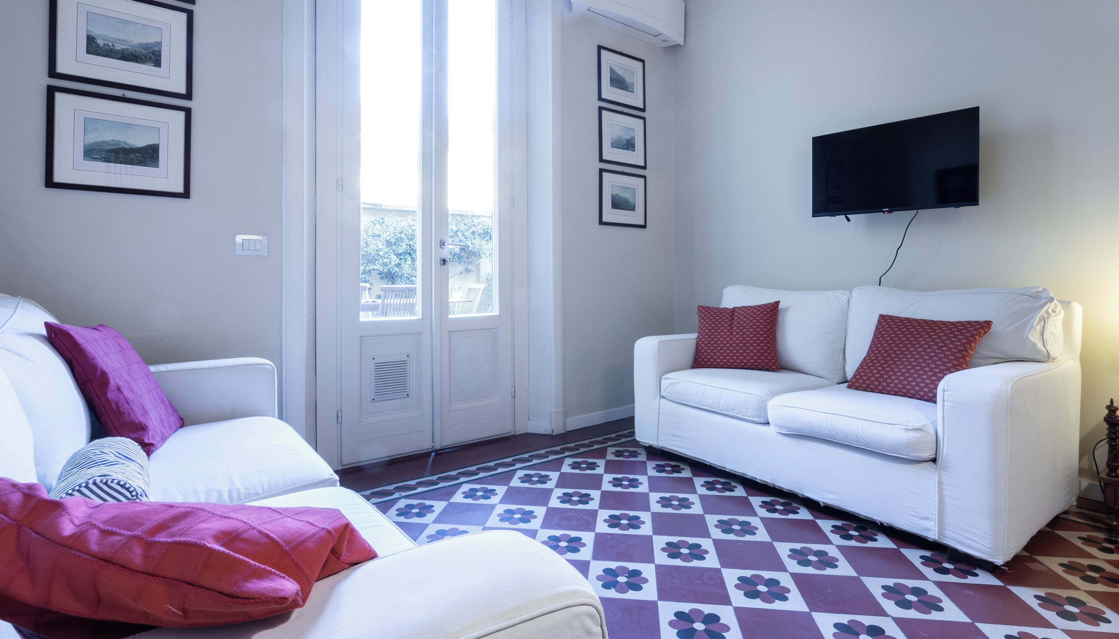 Apartment (2 Bedrooms) | Front of property