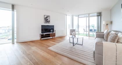 The Thames Collection