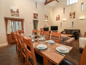 Dining - The Tithe Barn (Barnard Castle)