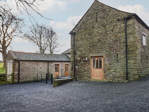 Exterior - The Tithe Barn (Barnard Castle)