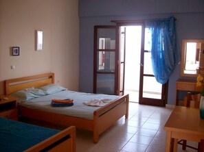 Apartment, Garden View | Iron/ironing board, free WiFi - Pali Nisyros Hotel (Nisyros)