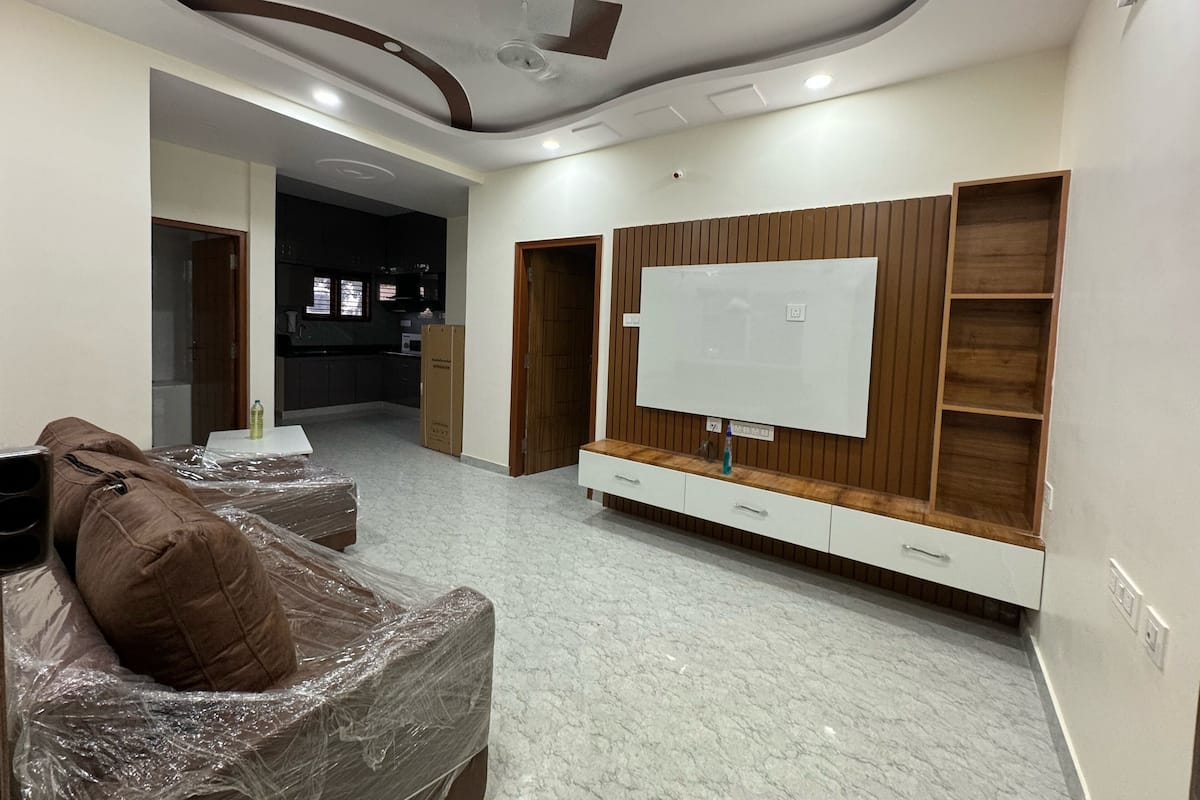 Deluxe Apartment | 1 bedroom, desk, free WiFi, bed sheets