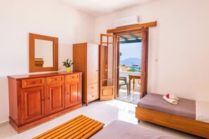 Superior Room, Sea View