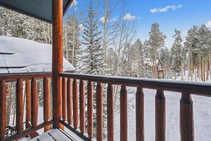 House, 3 Bedrooms | Property grounds - Lupine Chalet 3 Bedroom Home by RedAwning (Frisco)