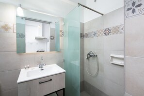 Studio | Salle de bain | Serviettes fournies
