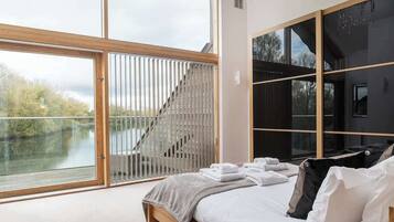 4 bedrooms, iron/ironing board, travel crib, WiFi