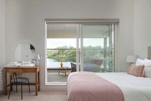 4 bedrooms, iron/ironing board, travel cot, WiFi