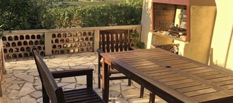 Stunning holiday home with seperate 1 bedroom full gite