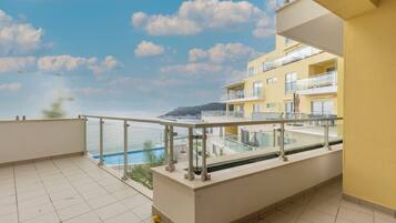 Apartment | Beach/ocean view