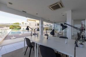Meeting facility - Sea Sound Apartment by Trip2Portugal (Sesimbra)