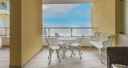 Sea Sound Apartment by Trip2Portugal