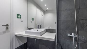 Apartment | Bathroom | Towels
