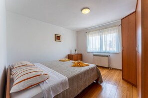 2 chambres, Wi-Fi gratuit, draps fournis