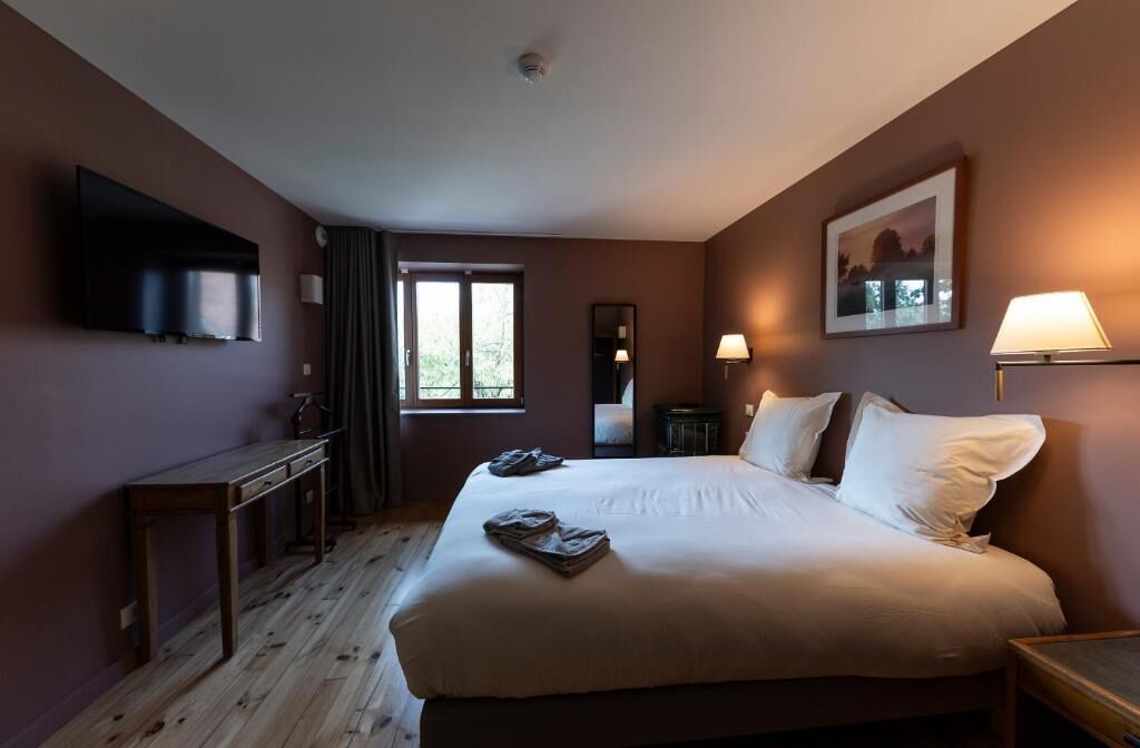 Chambre Classique | Coffres-forts dans les chambres, décoration personnalisée, bureau