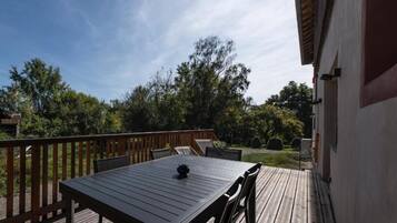 舒適套房 | 露台/庭院