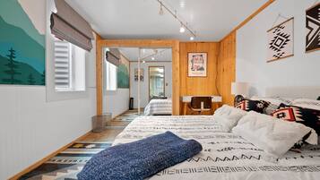 1 sovrum, skrivbord, strykjärn/strykbräda och wi-fi