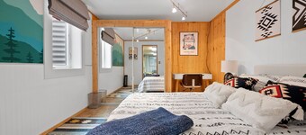 Cozy Suite Btwn Boulder & Denver!