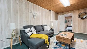 1 chambre, bureau, fer et planche Ă repasser, Wi-Fi