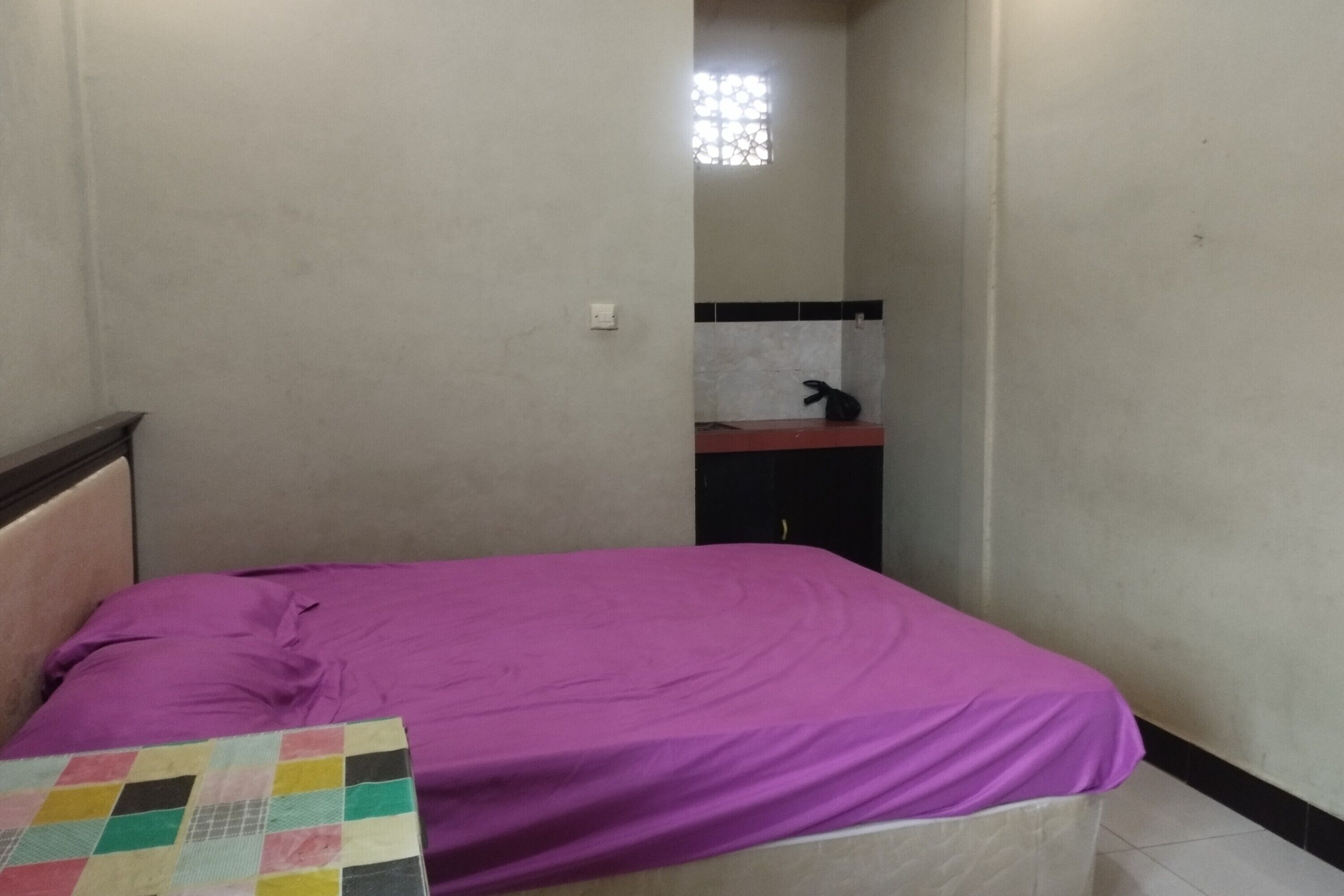 Quarto casal standard | Escrivaninha, Wi-Fi de cortesia, roupa de cama