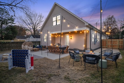 Family house in a great location! King beds and great decor!