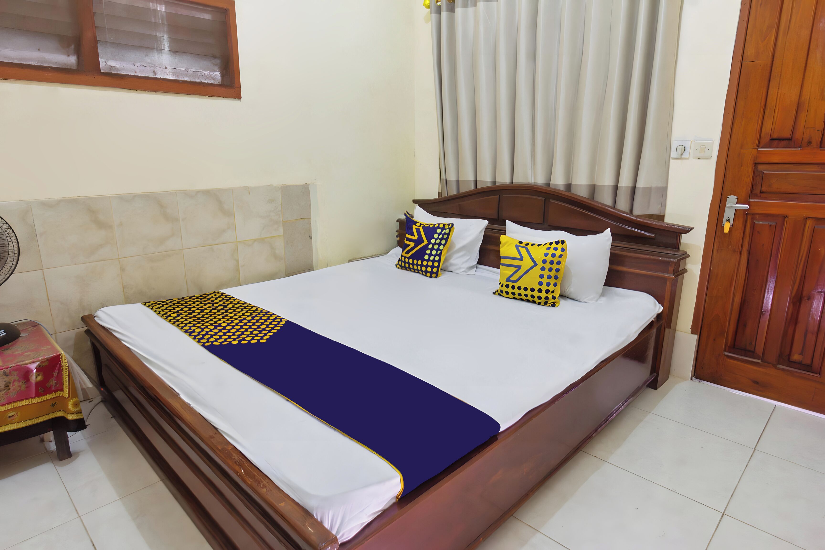 Standard Double Room | Desk, free WiFi, bed sheets