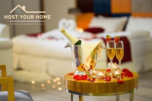 2 Schlafzimmer, Schreibtisch, Bügeleisen/Bügelbrett, WLAN