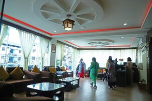 Sala de estar en el lobby