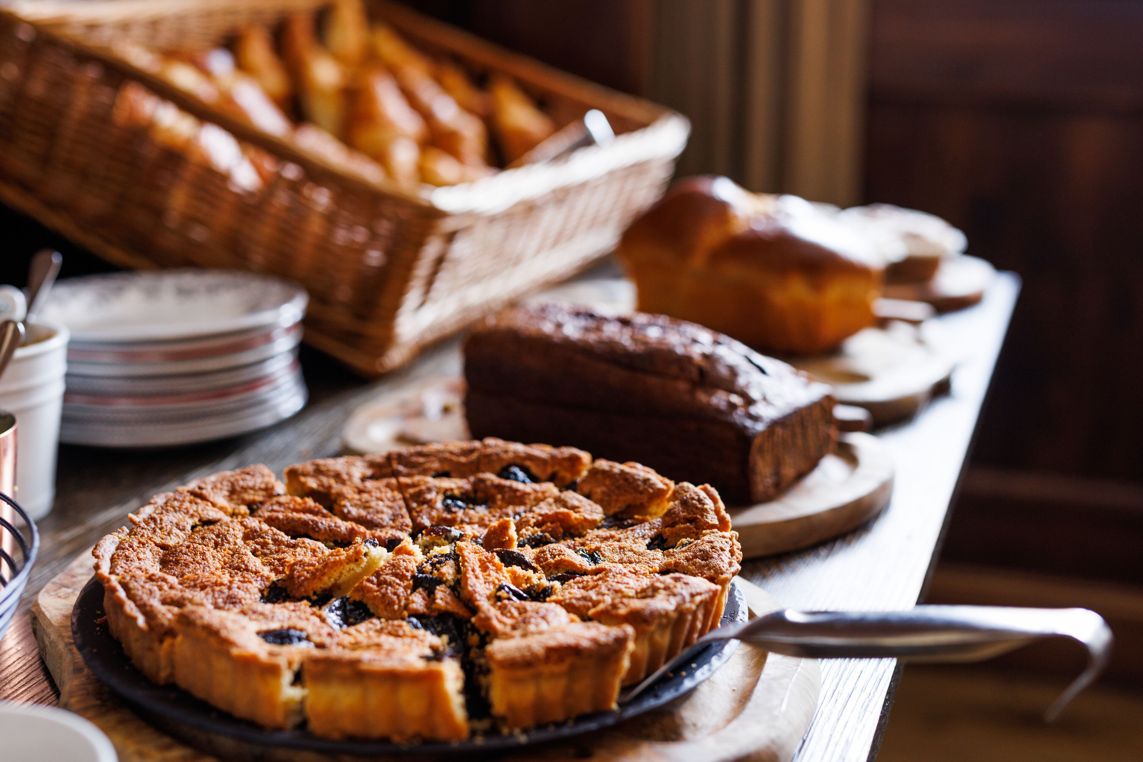 Free daily full breakfast 