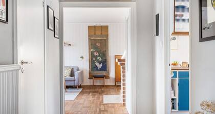 Retro Retreat with Modern Comforts