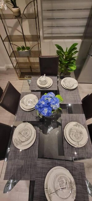 تناول الطعام