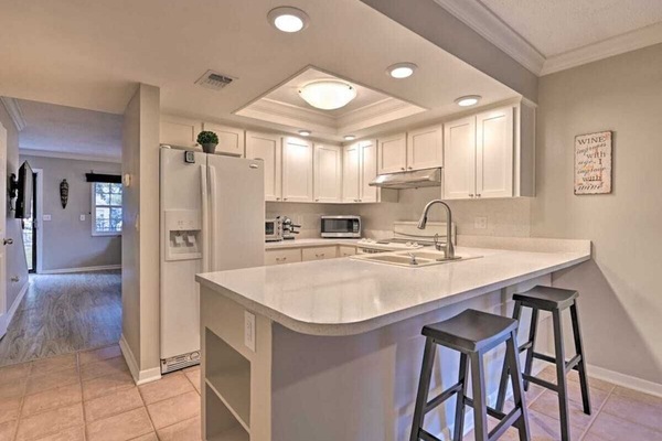 Fully Equipped Kitchen with Bar Seating