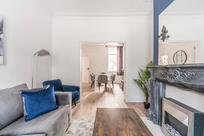 Perfect for Contractors  | Cosy Home Near Port of Hull  | Free Parking