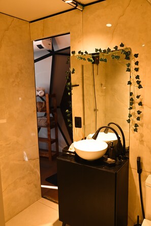 Family Chalet, Jetted Tub | Bathroom