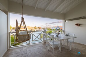 Outdoor dining - Caribbean Lofts 25 - 2 bedroom Waterfront (Kralendijk)