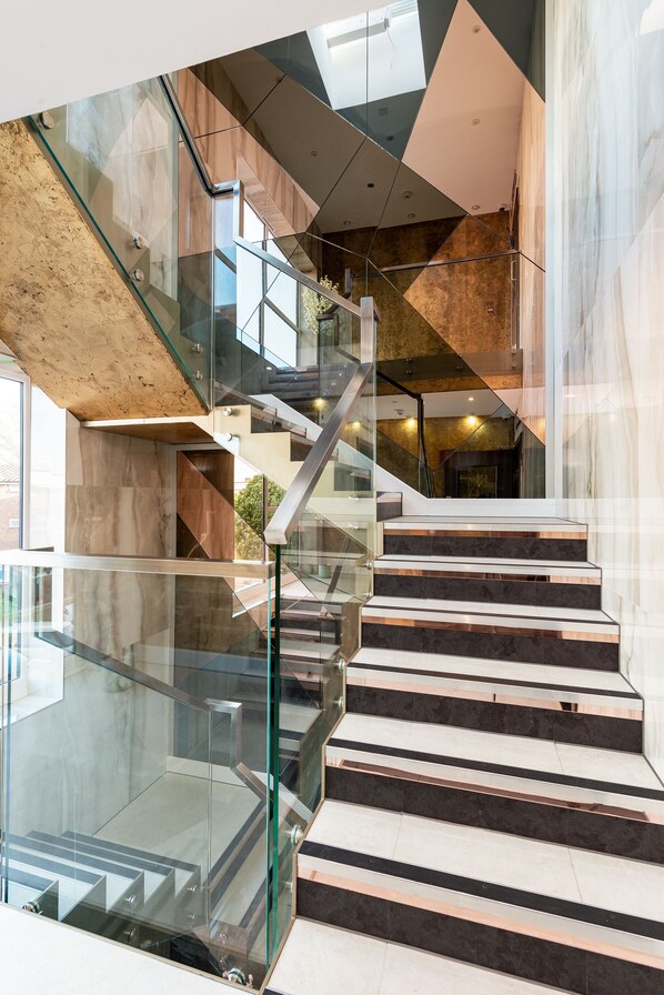 Interior - Contractor Stay for Winter Projects - Book Now for 2026 (Gillingham)